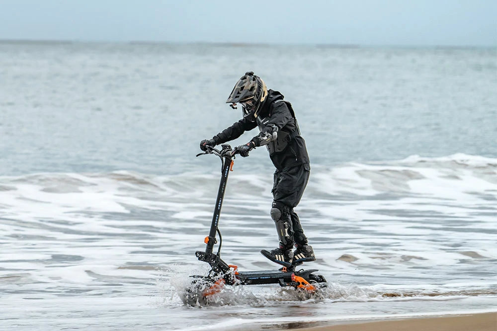 FREEBOY H9 electric scooter rider seaside quiet leisure riding scene